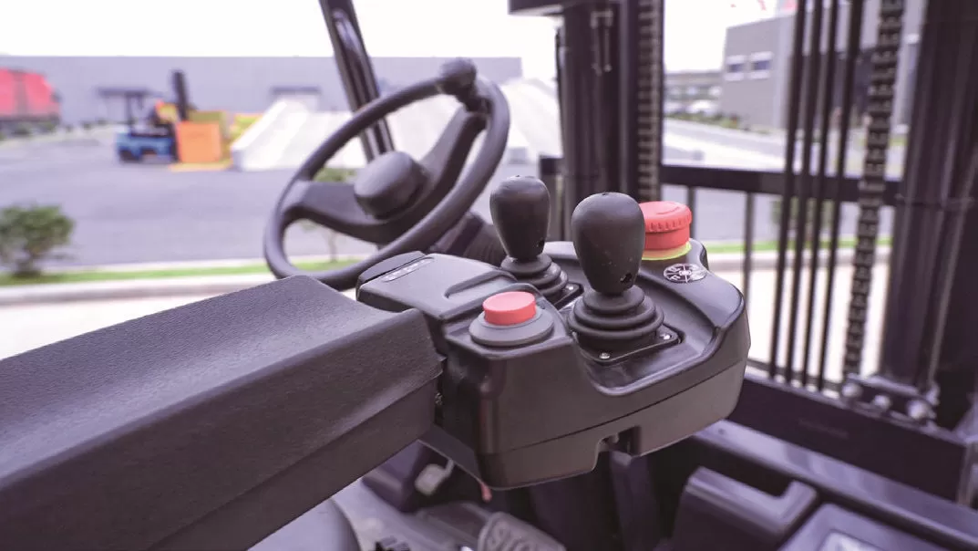 Электропогрузчик EP CPD50L1